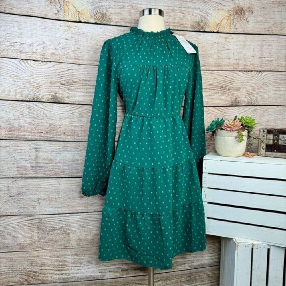 5/$25 Kirundo Women's Green Swiss Dot Tiered Mini Dress Long Sleeve Size M